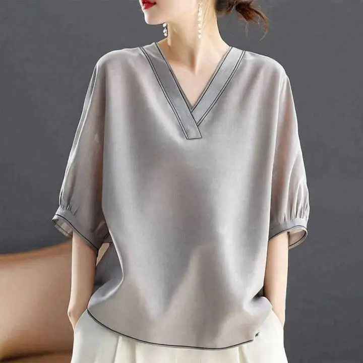 

2025 Summer New V-neck Mid-sleeve Casual Top