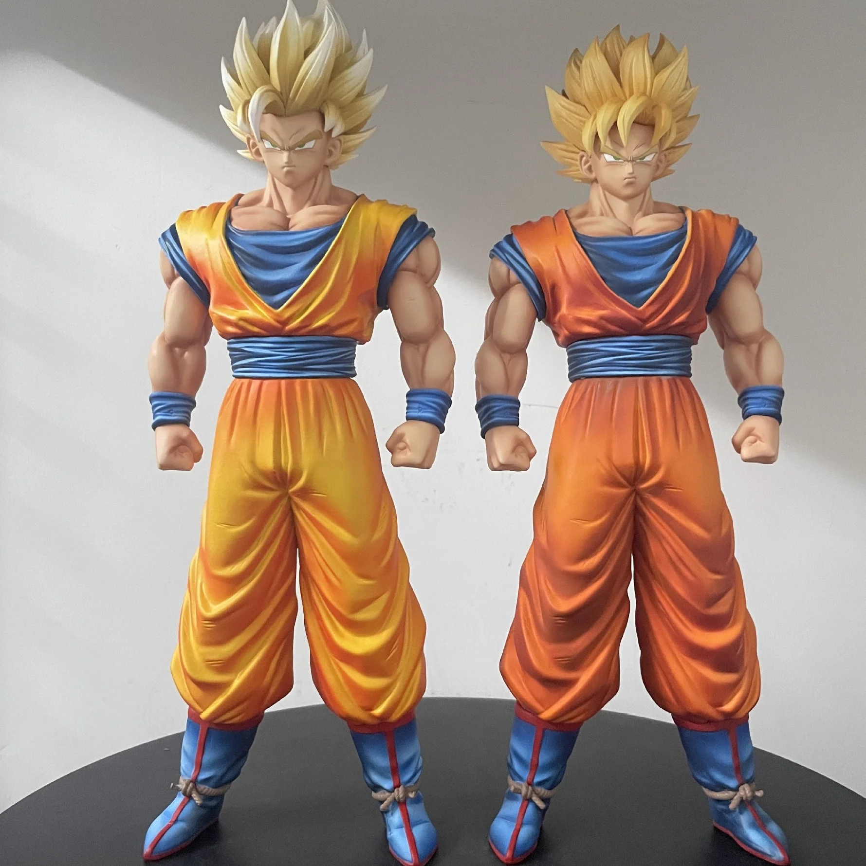 

32 cm Wukong Super Saiya Golden Figure Anime Dragon Ball Wukong Action Figure Model