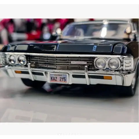 Jada 1:24 1967 Chevrolet Impala SS Sport Sedan Högsimulering Diecast Metalllegering Modellbil CHEVY Leksaker för Barn Presentsamling 10 best sales Chevy-leksak - №1