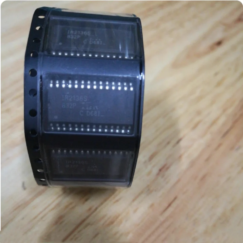 20~100PCS IR2136STRPBF IR2136 IR2136S SOP28 100% NEW Original free shipping