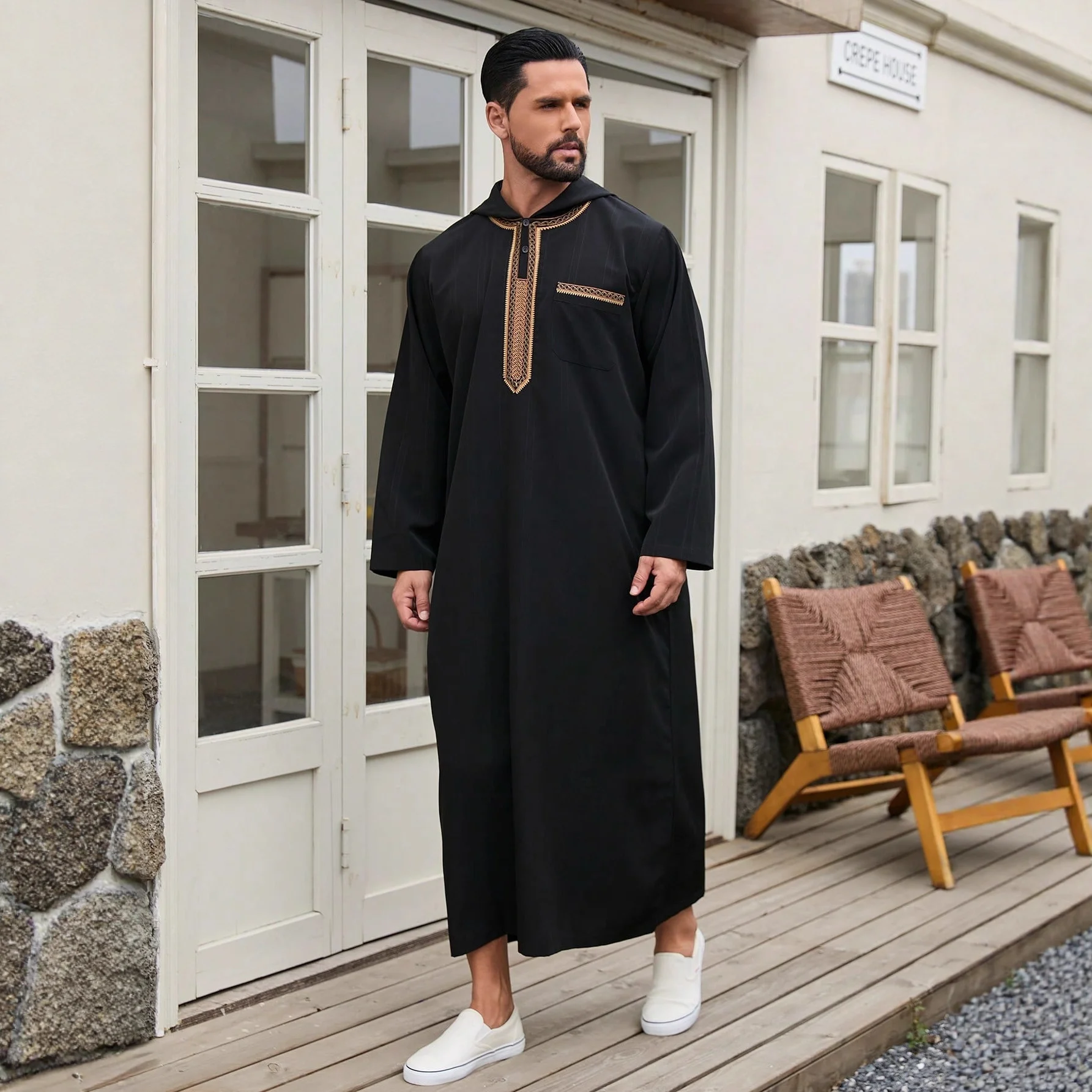 2026 ثوب إسلامي أنيق وفاخر للرجال مخطط بأكمام طويلة ومطرز بقلنسوة، طراز عربي غير رسمي