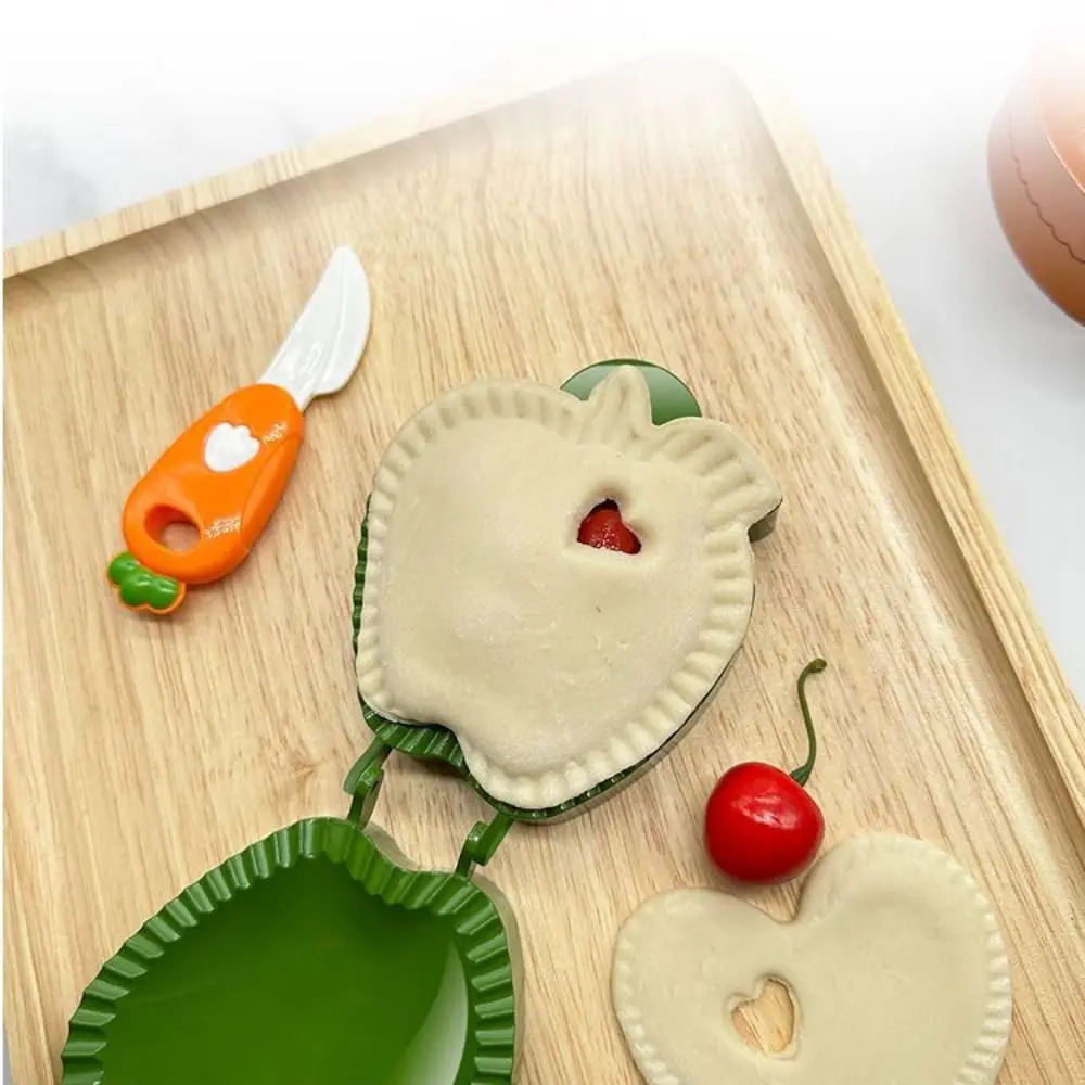 Pocket Pie ABS Fall Hand Pie Molds Pumpkins Apples Mini Pie Mould Heart Dough Press Mold Tools Christmas