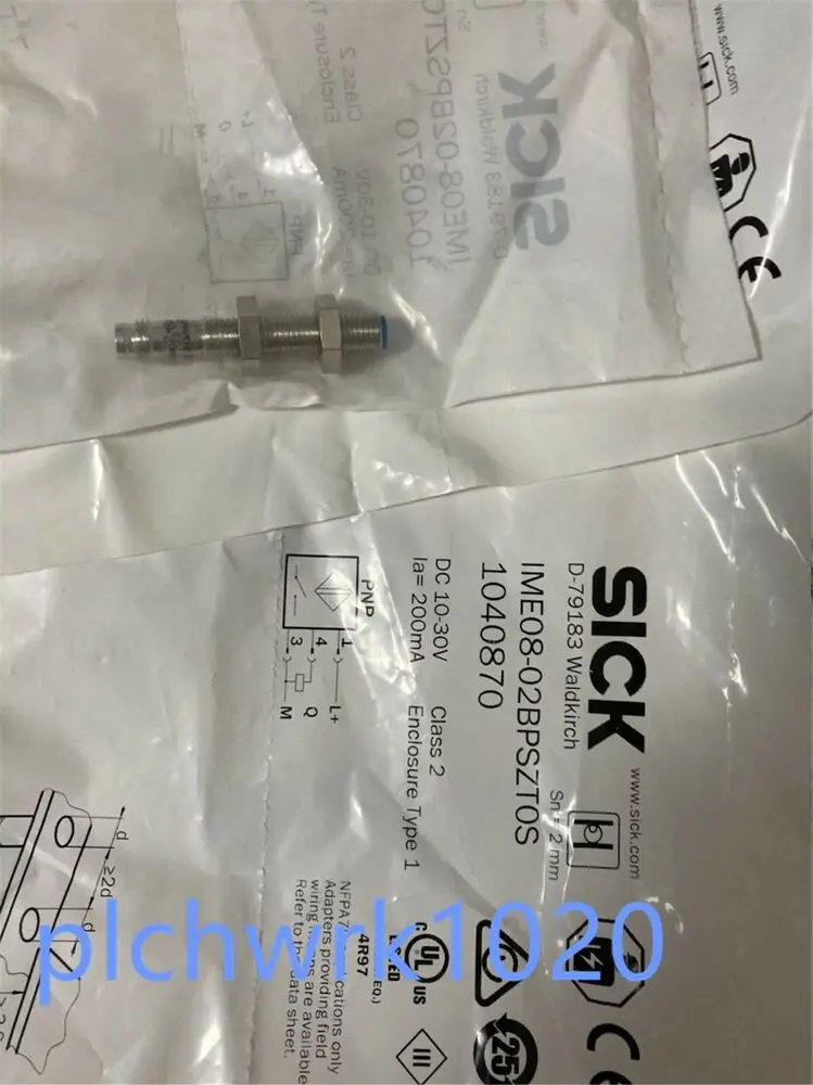 

1 PCS NEW IN BOX SICK proximity switch 1040870 IME08-02BPSZT0S