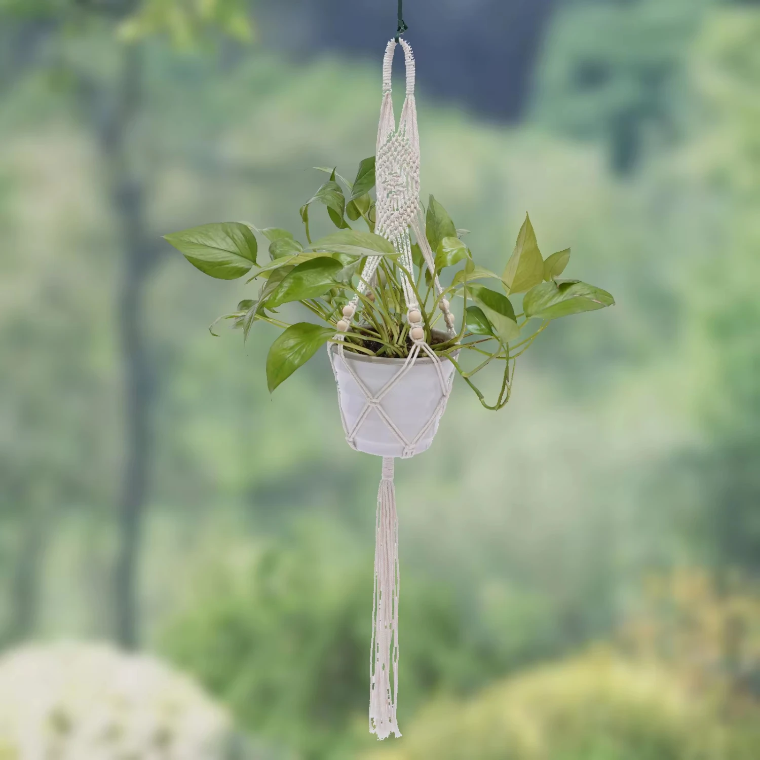 

New Hanging Planter 2 Pack Indoor Outdoor Hanging Baskets Hanging Flower Pots Hollow White Plant Hangers Garden Decor