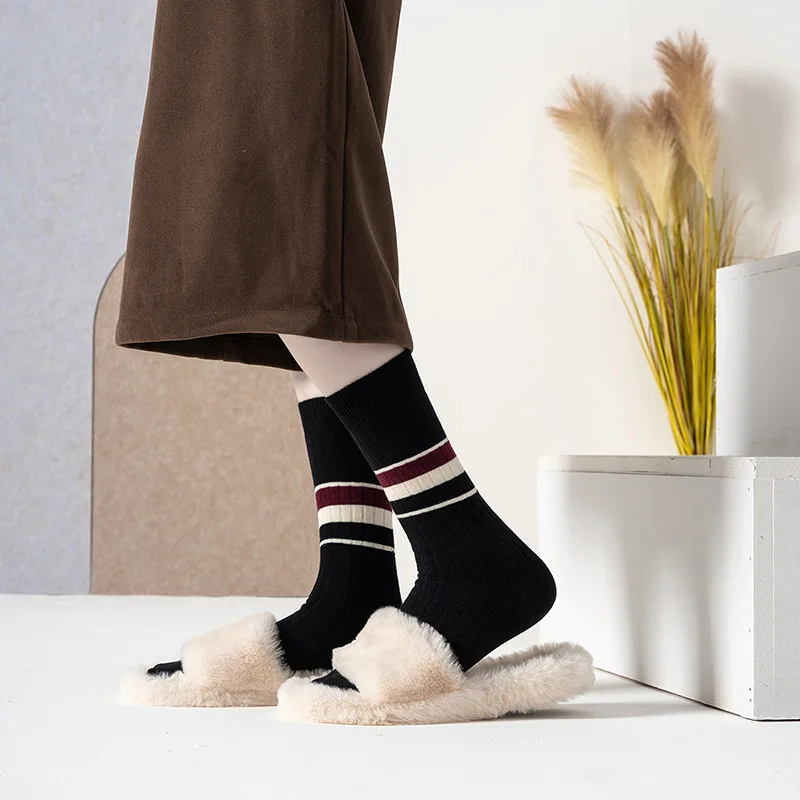 

Women's Socks Korean Striped Preppy Style Versatile Mid Tube Socks Autumn For Girl Winter Thick Warm Wool Comfortable Soft Socks