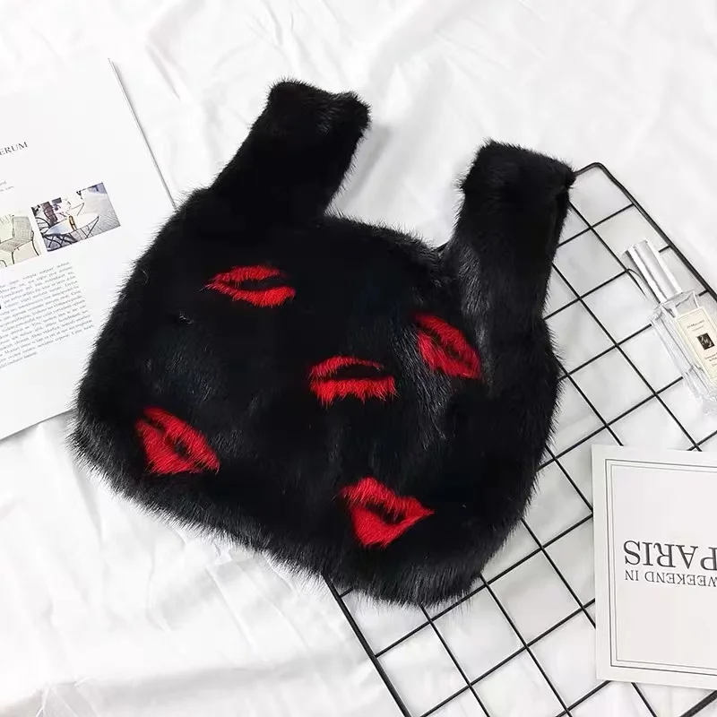 Autumn/Winter New Red Lip Pattern Print Design Real Mink Fur Grass Handbag Light Luxury Fashion Versatile Shoulder Crossbody Bag light gray fashion autumn winter women lady faux fox furry plush scarf grass collar fur scarf korea neck warmer new gift bufanda