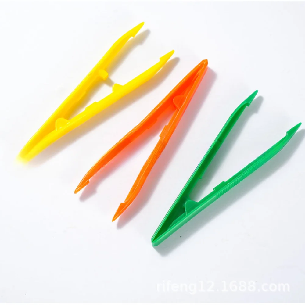 5Pcs Durable Plastic Clip Tweezers, Fine Motor Learning Toys, Plant Insect Research Tool Set (Random Color) Easter Gift