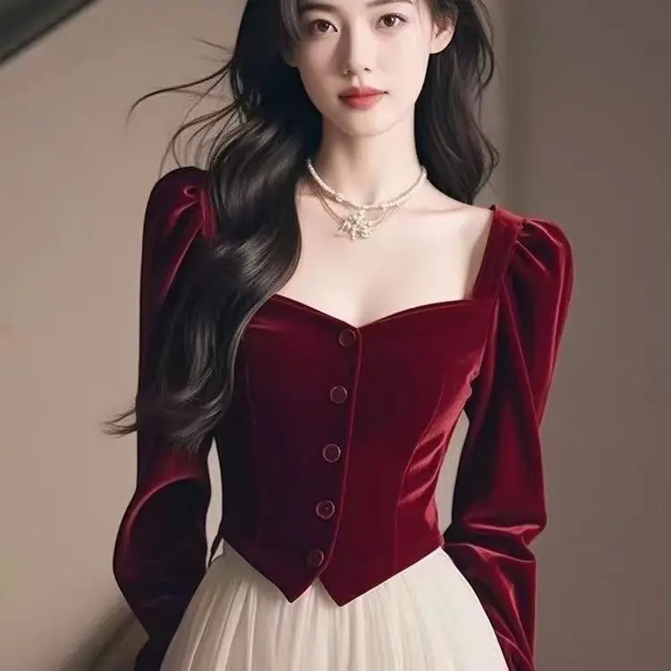 หรูหราภาษาฝรั่งเศสคํากํามะหยี่สีฟ้าเสื้อสแควร์สีทึบเสื้อผู้หญิง Slim Single Breasted Tops ฤดูใบไม้ร่วง Royal สไตล์ Office Lady