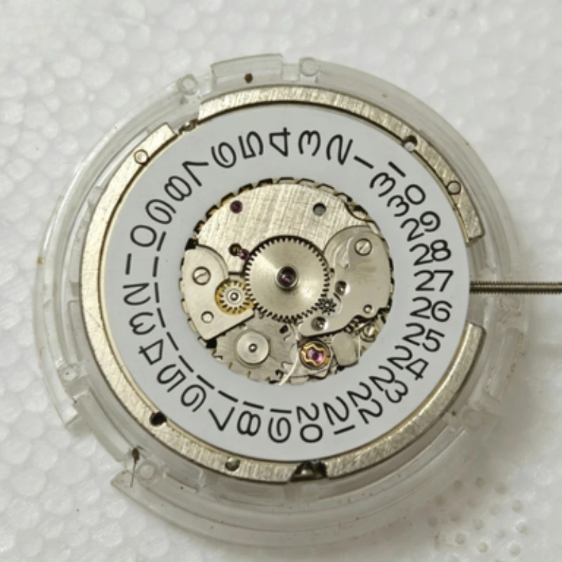 Parts are suitable for watch accessories ST6 movement men's three-pin single calendar change movement