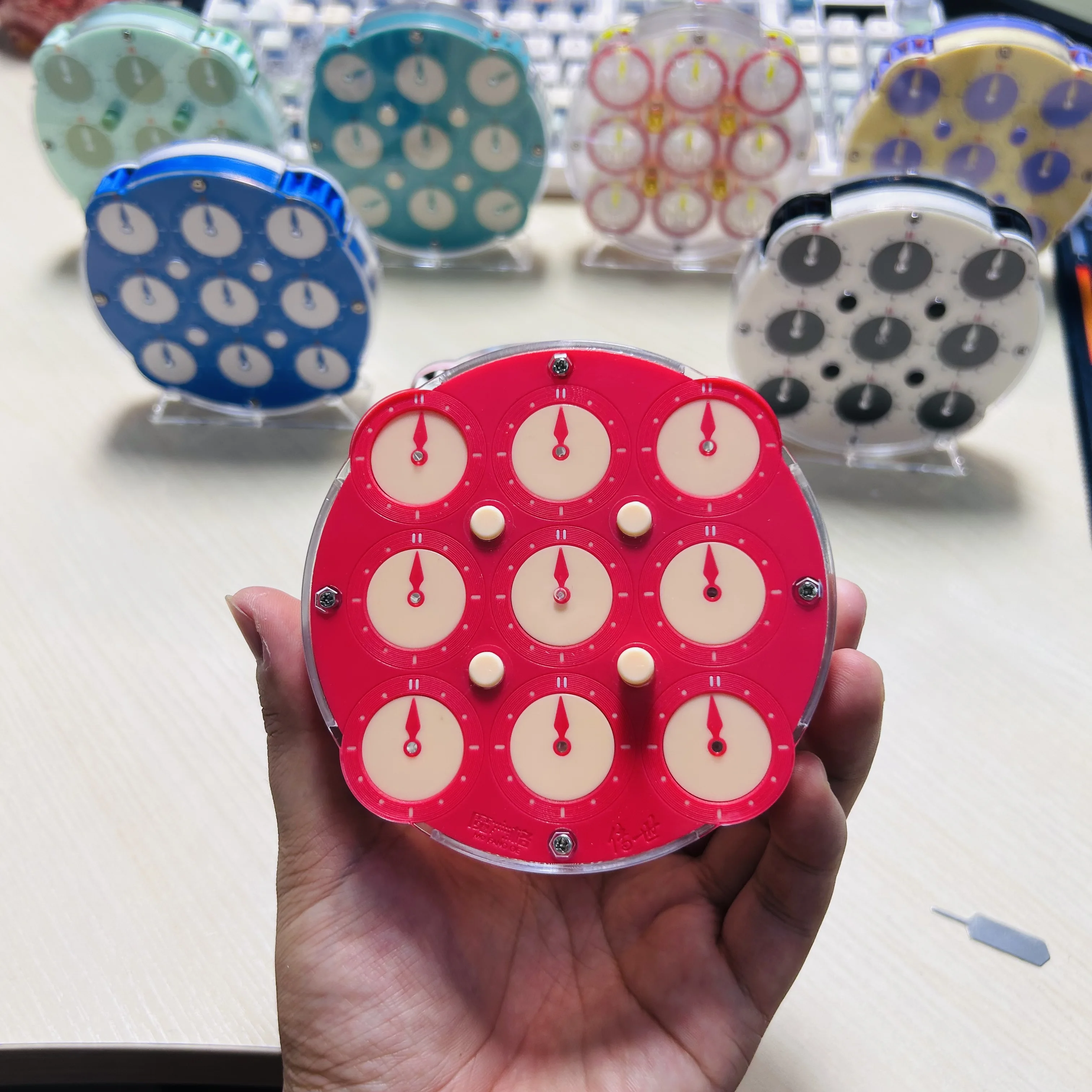 QiYi – horloge magique en édition limitée, Puzzle de vitesse, jouet éducatif, cadeau pour l'entraînement cérébral