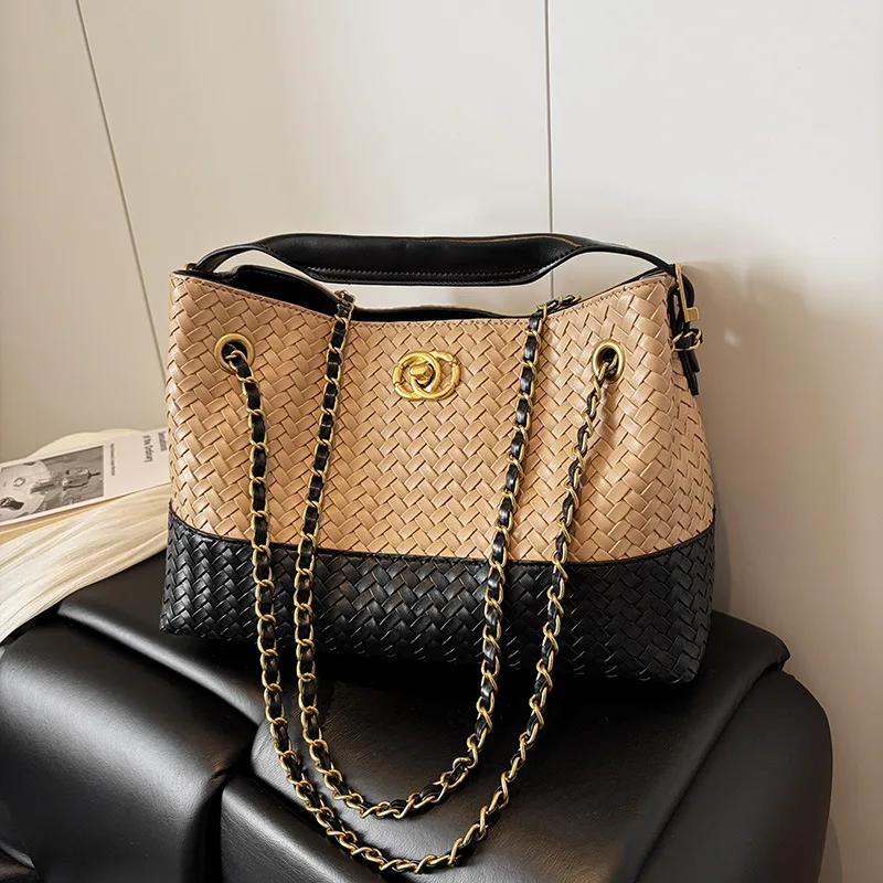 Retro Large-capacity Shoulder Underarm Bag Women's Europe, America New Woven Tote Bag Fashionable Texture Messenger Bucket Bag