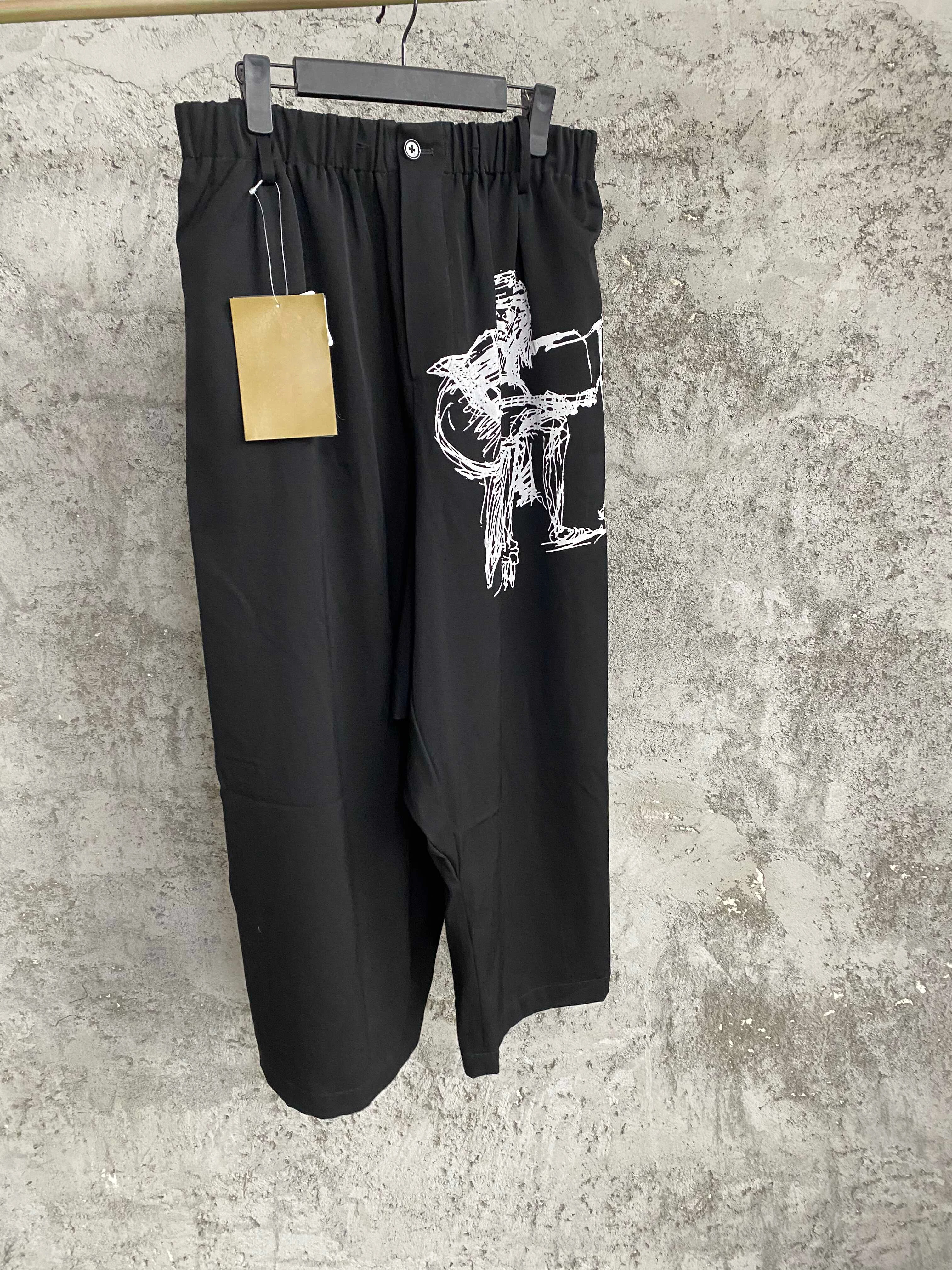 

TOP-YAMAMOTO Young musician printed wool wide-leg pants at a niche Tokyo show