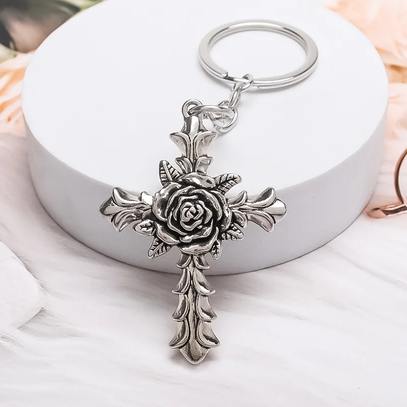 Metal creative retro rose cross keychain, niche minimalist bag, car gift
