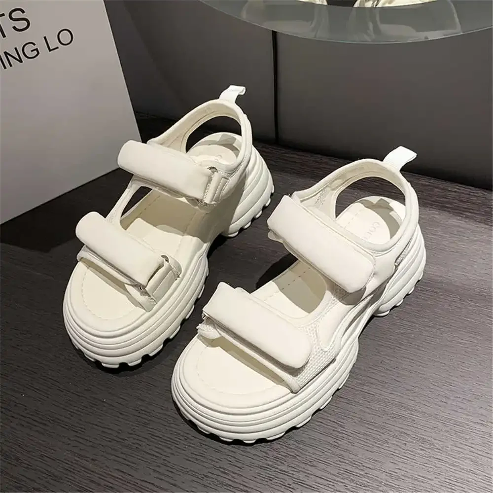 Size 38 Fall Lady Trainers Slippers Beach Flip Flops Shoes Luxury Designer Sandal Women Sneakers Sport Original Branded