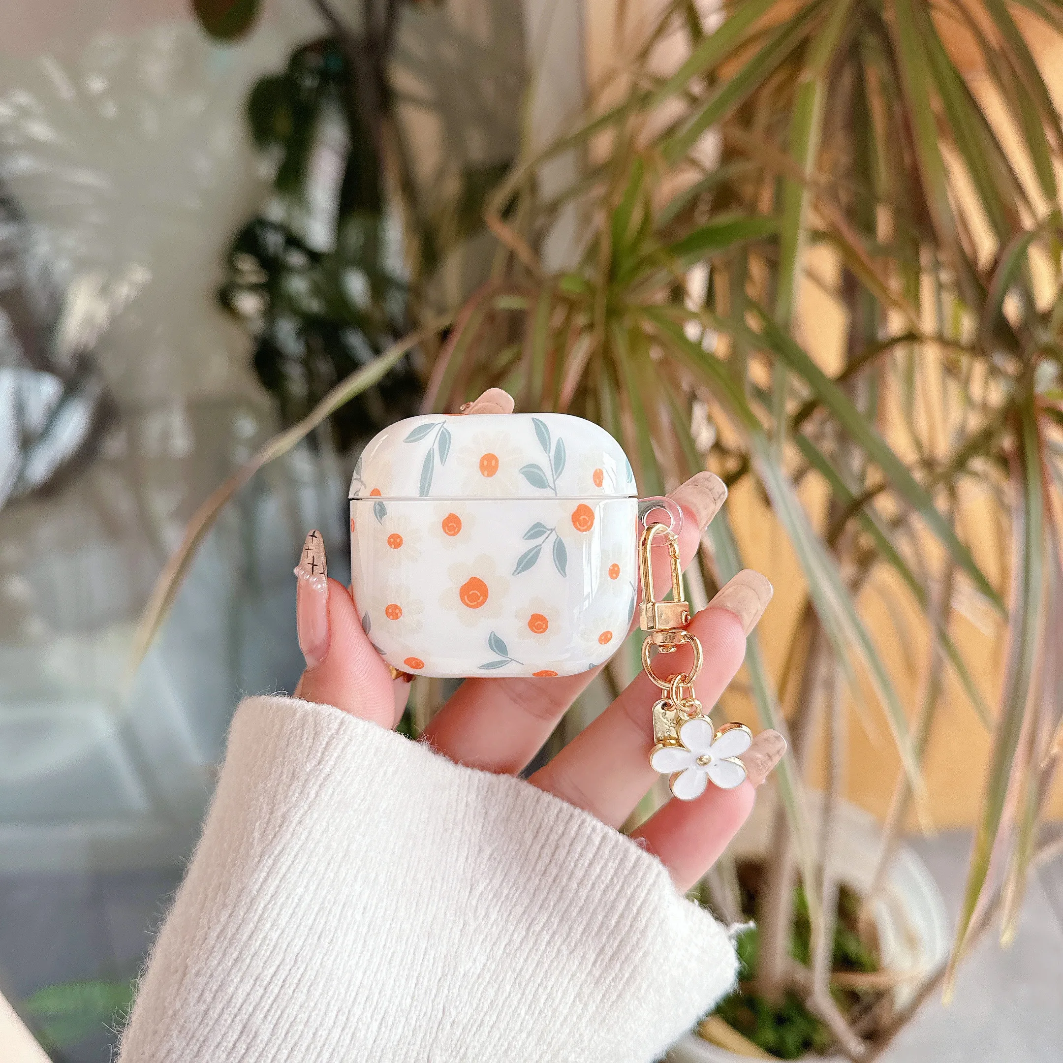 غطاء سماعة أذن على شكل زهرة لطيفة لأجهزة AirPods 4 3 2 1 Pro2 4th حافظة من البولي يوريثان الحراري PC مقاومة للصدمات لسماعات Apple AirPods Pro 2 2nd