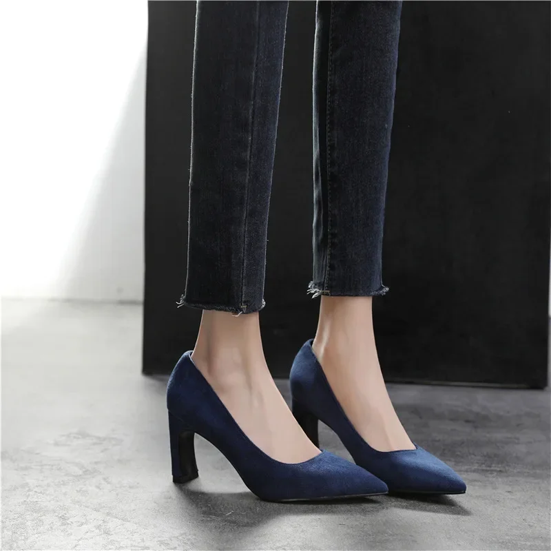 

30-43 Chunky Heel Solid Color Work Shoes 7cm High Heels Point Toe Women Pumps