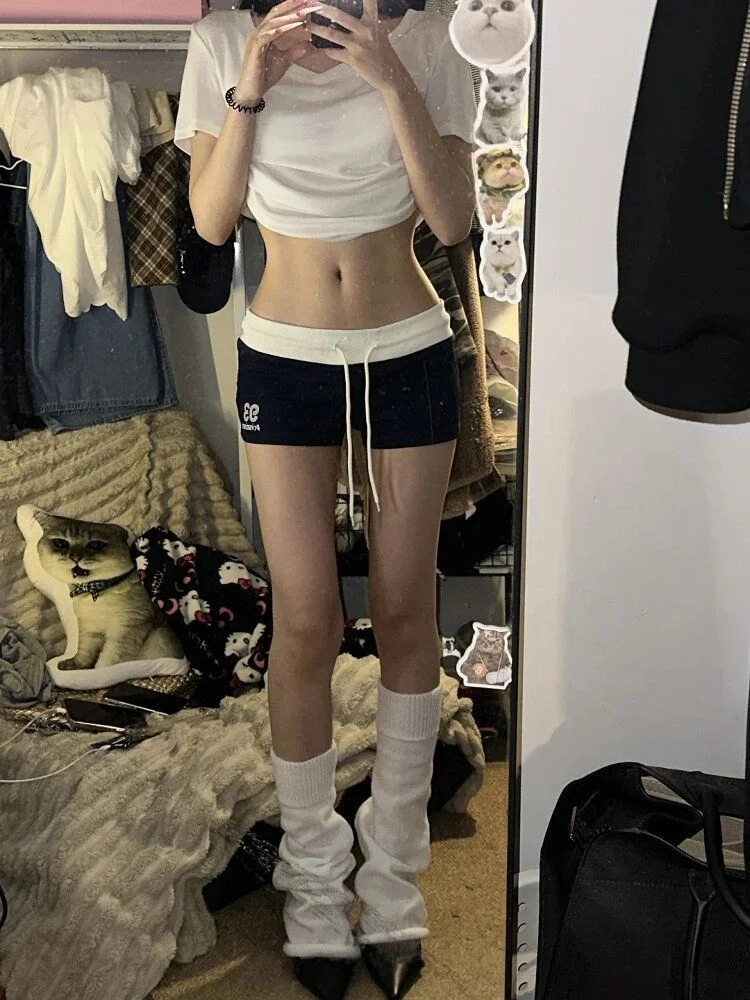 American Style Sporty Short Pants Women's Early Spring 2026 New Outwear Home Casual Three-Quarter Length Hot Pants