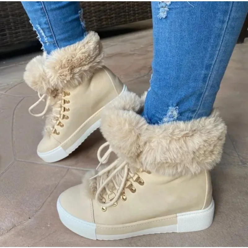 

European and American Winter Short-top Long-furmed Leather Snow Boots for Women, Plus-size, Fleece and Thickened Boots，35-43