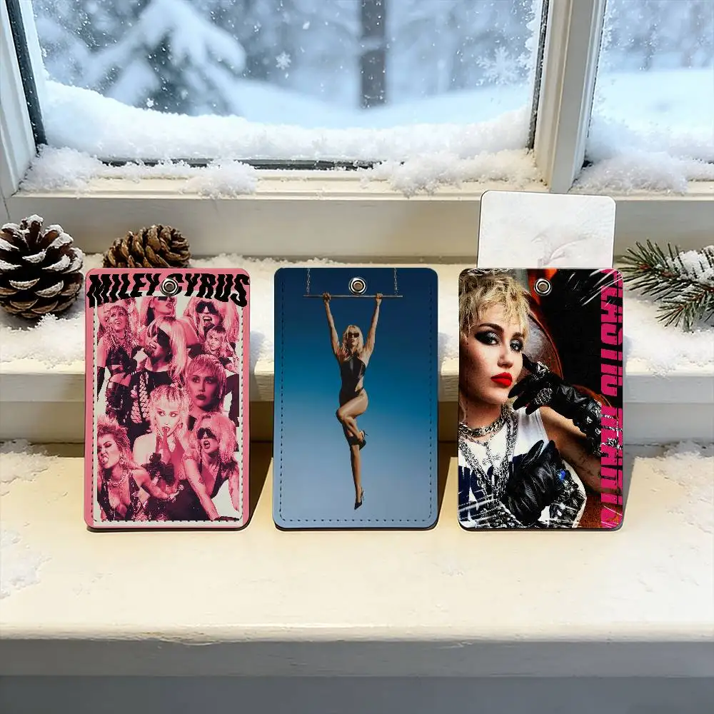 

Певица Майли Сайрус Золотой Поцелуй Держатель для карт Больница Обговоры Аксессуары Подарок