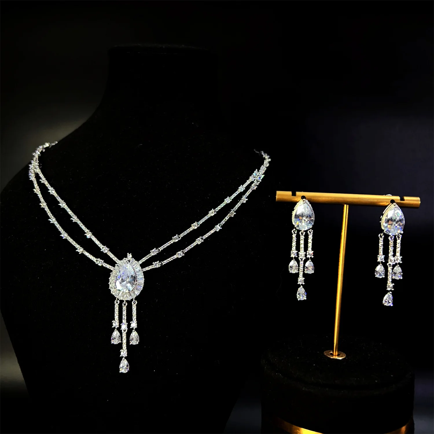 

Light Luxury Simple Double-Deck Tassel Necklace Earring Two-Piece Set Bridal Wedding Accessories Woman Jewelry Sets High-Quality