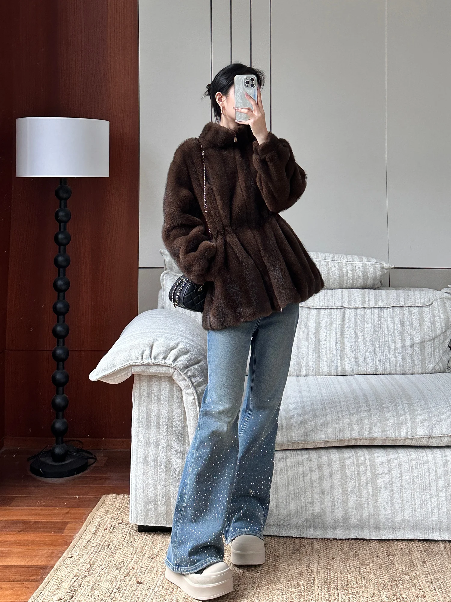 

Warm Faionable Eco-friendly Faux Fur Coat by Lao Yang Me Beibeixiao Man Waist High End Feel Warm Plu Outerwear