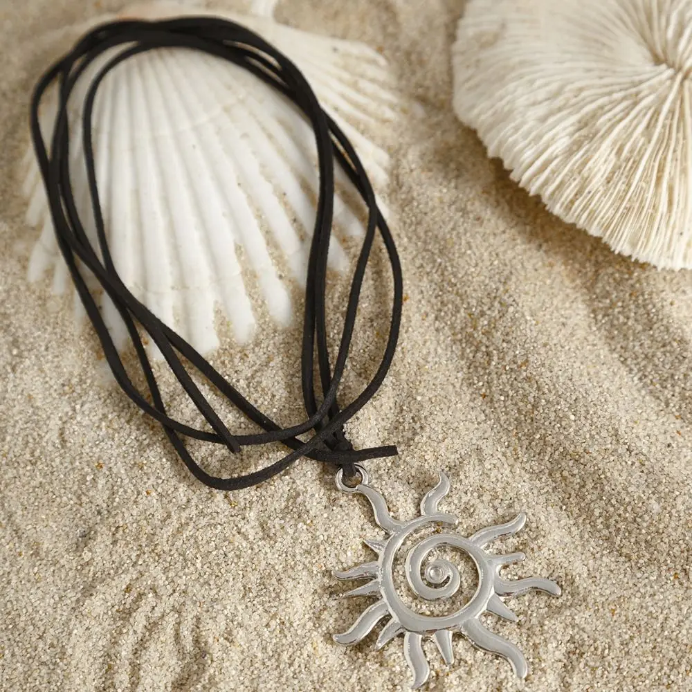 Trendy Pendant Conch Clavicle Chain Bohemian Style Y2K Accessories Starfish Necklace Gold Sunflower Beach Choker Party