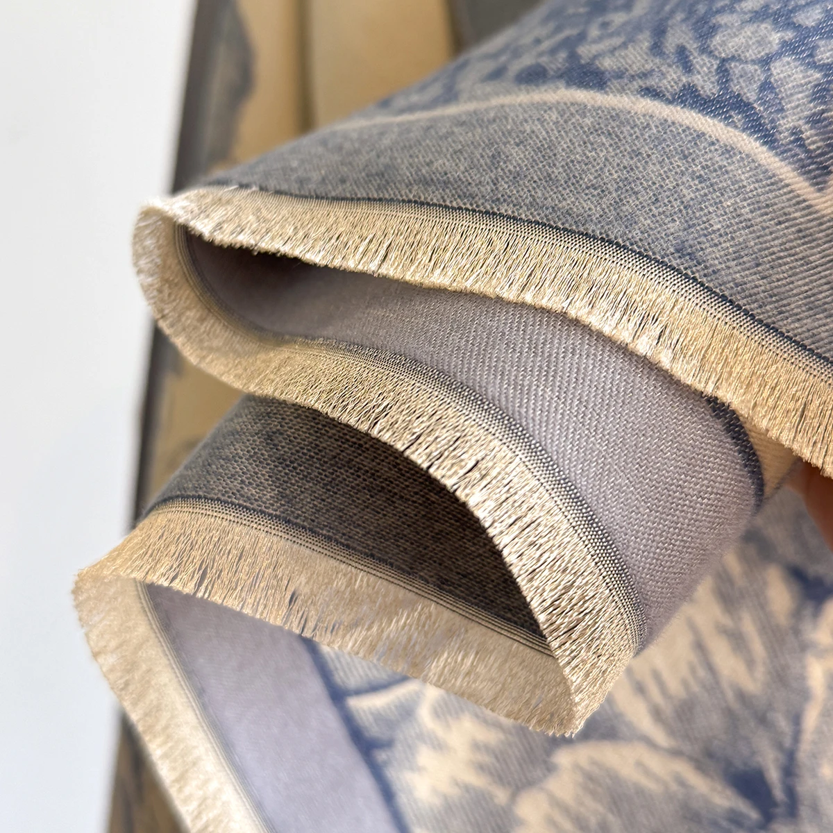 Brand Fashion Winter-Kaschmirschal für Damen – Pashmina-Schal mit Blumenmuster und Quasten, dicker, warmer Wickel- und Poncho – Detail 15