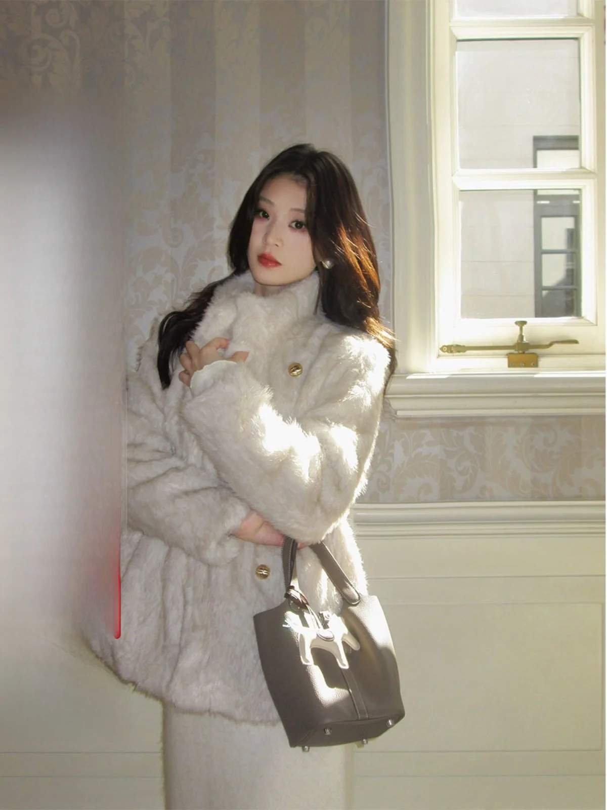 

Зимнее женское пальто Iceolloxy Premium с меховым воротником, свободного кроя, утепленное, с длинными рукавами, воротником-стойкой, пушистое, из искусственной кожи