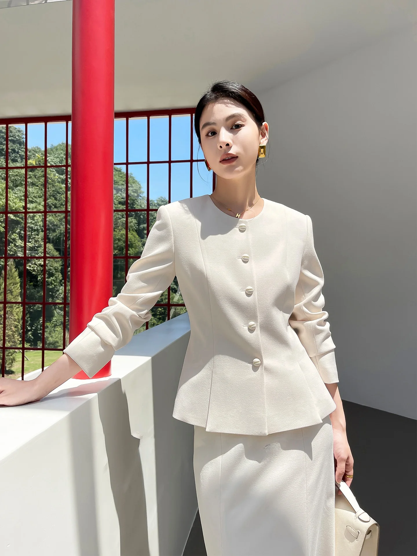 

MU White Profional Suit Set Women's round Ne ort Coat Fi Tail Skirt Two-Piece Set Commute Sle Button Detail