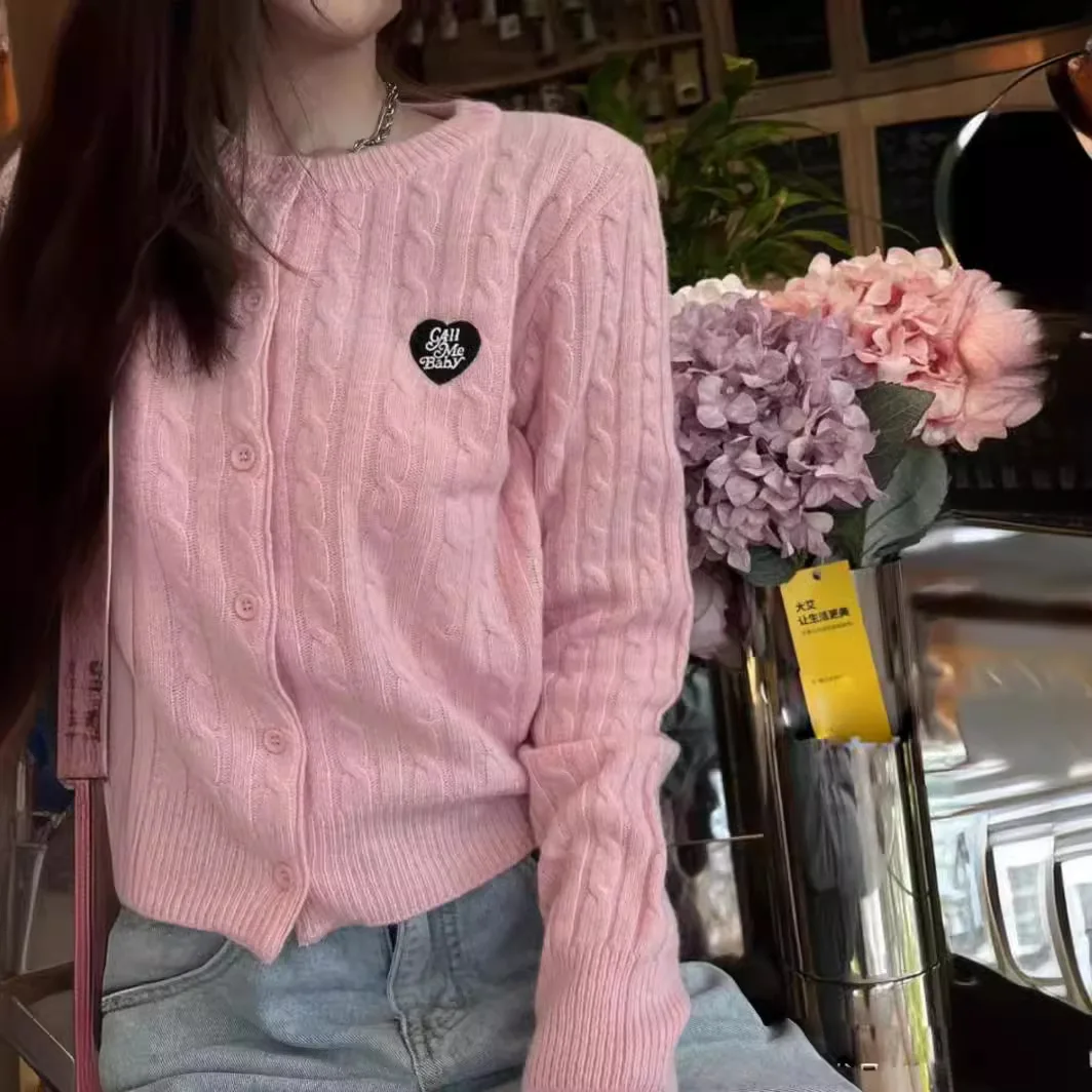 

CallMeBaby Корейский нишевый короткий кардиган с вышивкой в виде сердца, свитер, трикотаж для женщин, осень