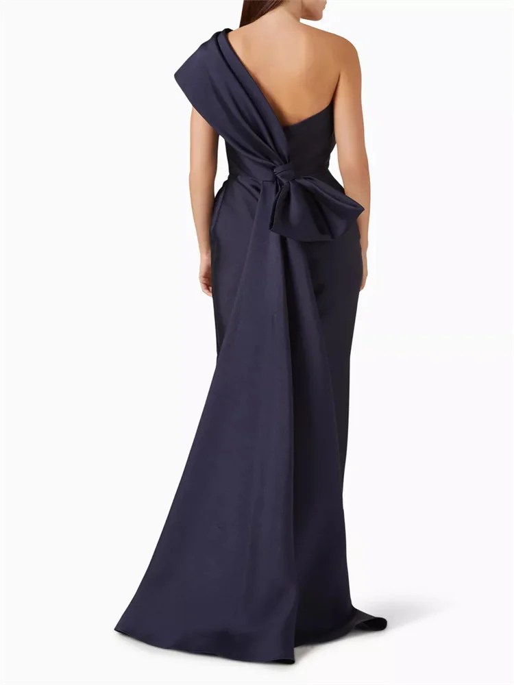 New Arrival One Shoulder Neckline Satin Straight Evening Dress Elegant Open Back Zipper Floor Length Sweep Train Gown For Women