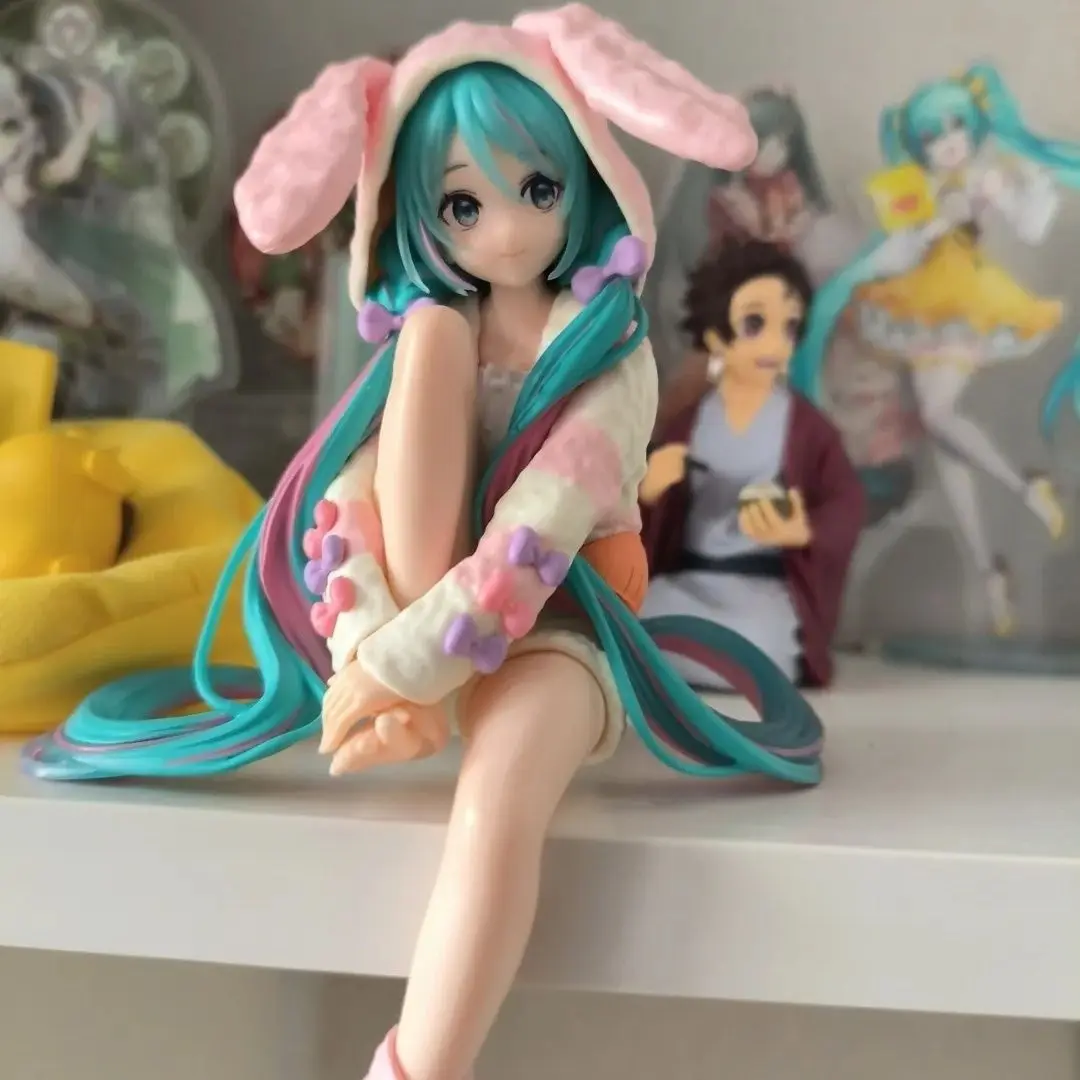 HATSUNE MIKU 15CM Anime Figure Noodle Stopper Figure Rabbit Ear Pajamas Model Toy Doll Action Figure Collection Gift PVC