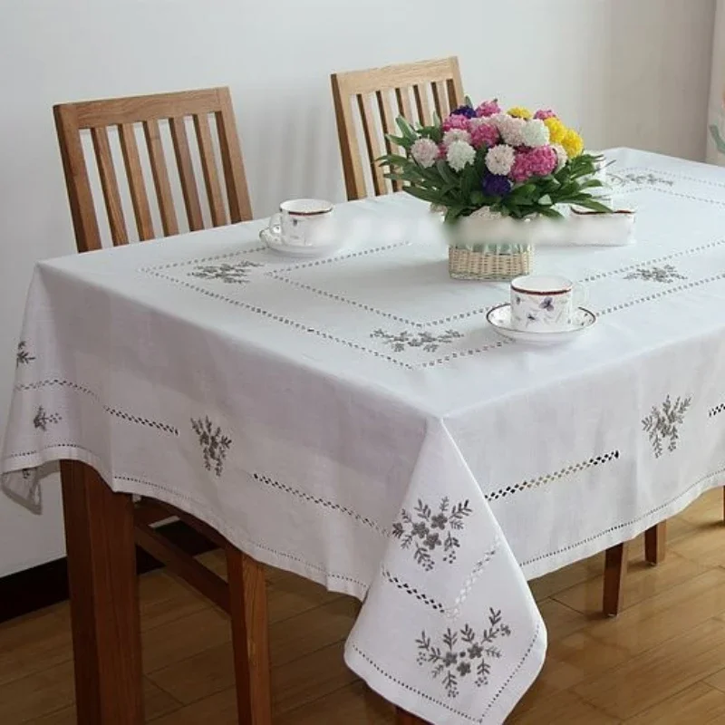 New White Delicate Hemstitch Embroidery Tablecloth Elegant Embroidered Table Cloth Overlays Home Decor Towel Textiles