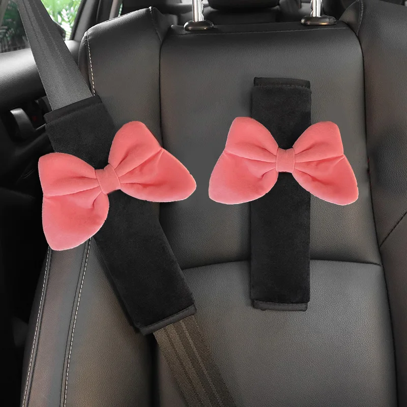 1szt Cute Red Bowknot Uniwersalny pokrowiec na samochodowy pas bezpieczeństwa Miękka pluszowa podkładka na ramię Stylizacja pasów bezpieczeństwa Akcesoria do lusterek samochodowych — zdjęcie 6