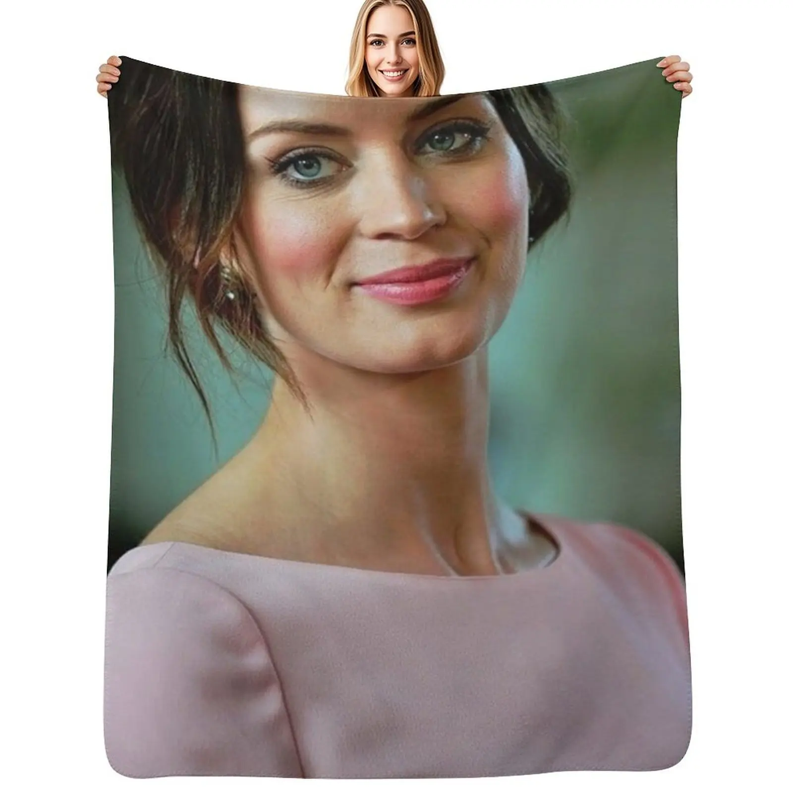 Emily Blunt Throw Blanket Travel Cute Summer Shaggy Bed covers Moving Blankets