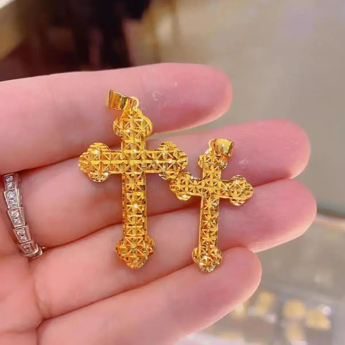 Boutique 24K gold necklace for men and women AU999 cross pendant O-shaped chain jewelry clavicle chain pendant pure gold necklac