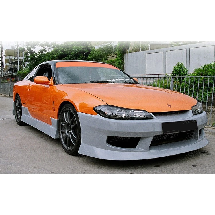 

Комплекты обвесов UR STYLE из стекловолокна для NISSAN S15 1999-2002 годов