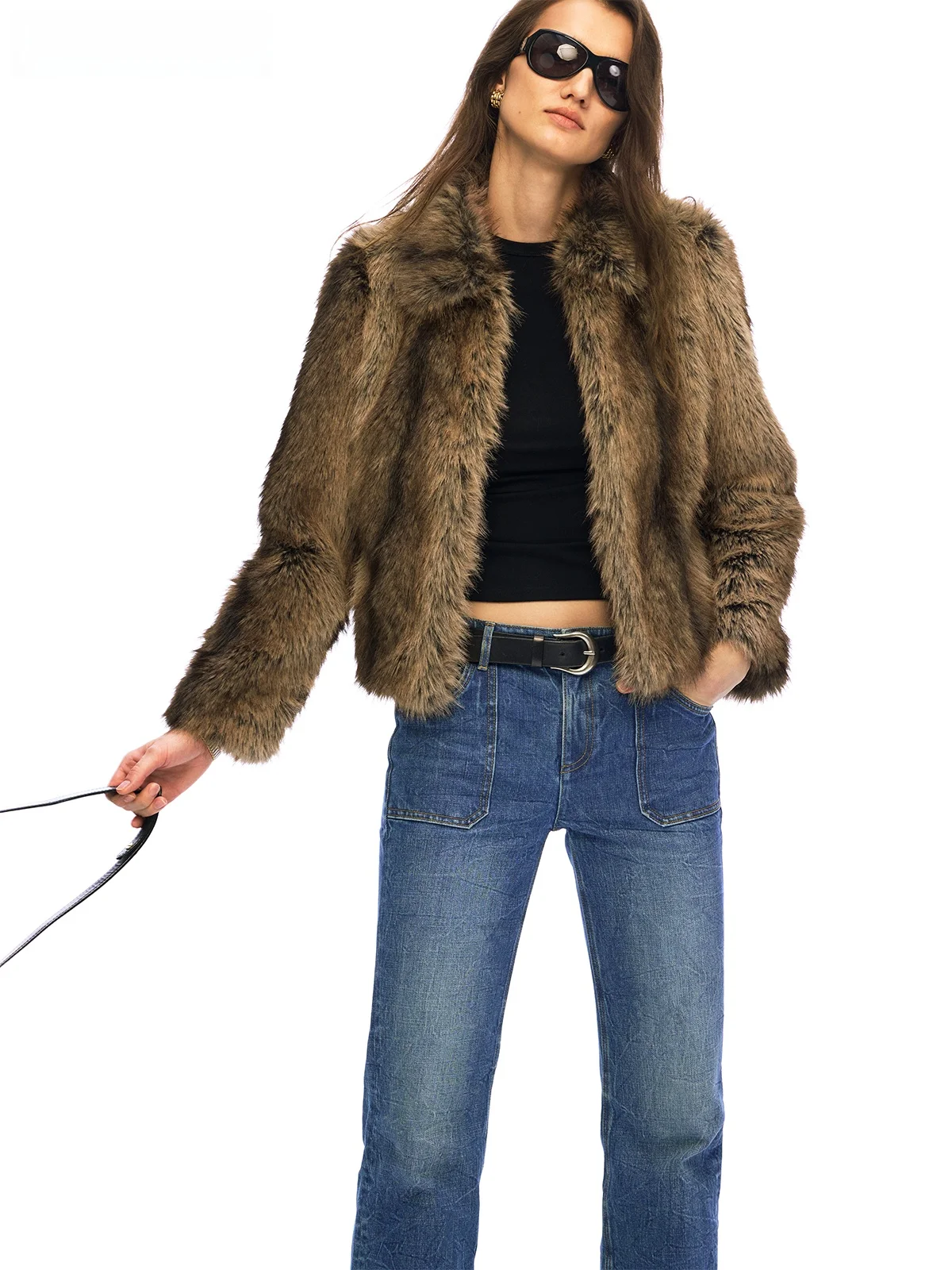 

Экологичное пальто средней длины из искусственного меха с прямым кроем, вставками из ПУ, однотонное, универсальное, теплое, с длинными рукавами