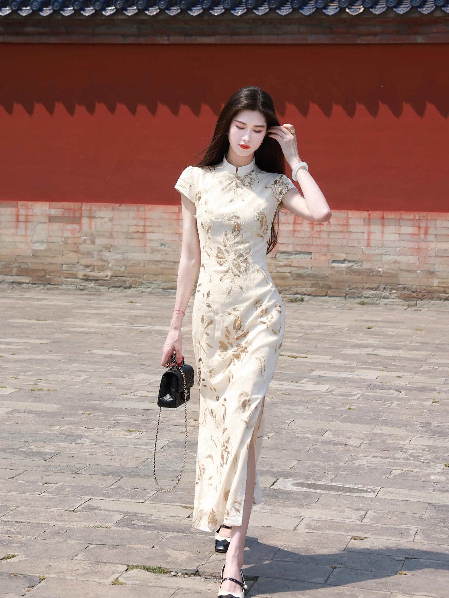 

Новое китайское платье с вышивкой на талии, женское летнее платье в стиле ретро из бисера, длинное платье с круглым воротником и низким разрезом Qipao