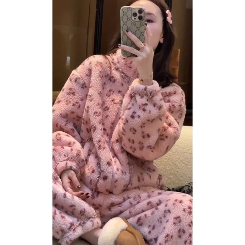 intimo-invernale-design-retro-stampa-leopardata-pigiama-di-flanella-caldo-abbigliamento-da-casa-ispessito-autunno-e-inverno-da-donna-abbigliamento-esterno