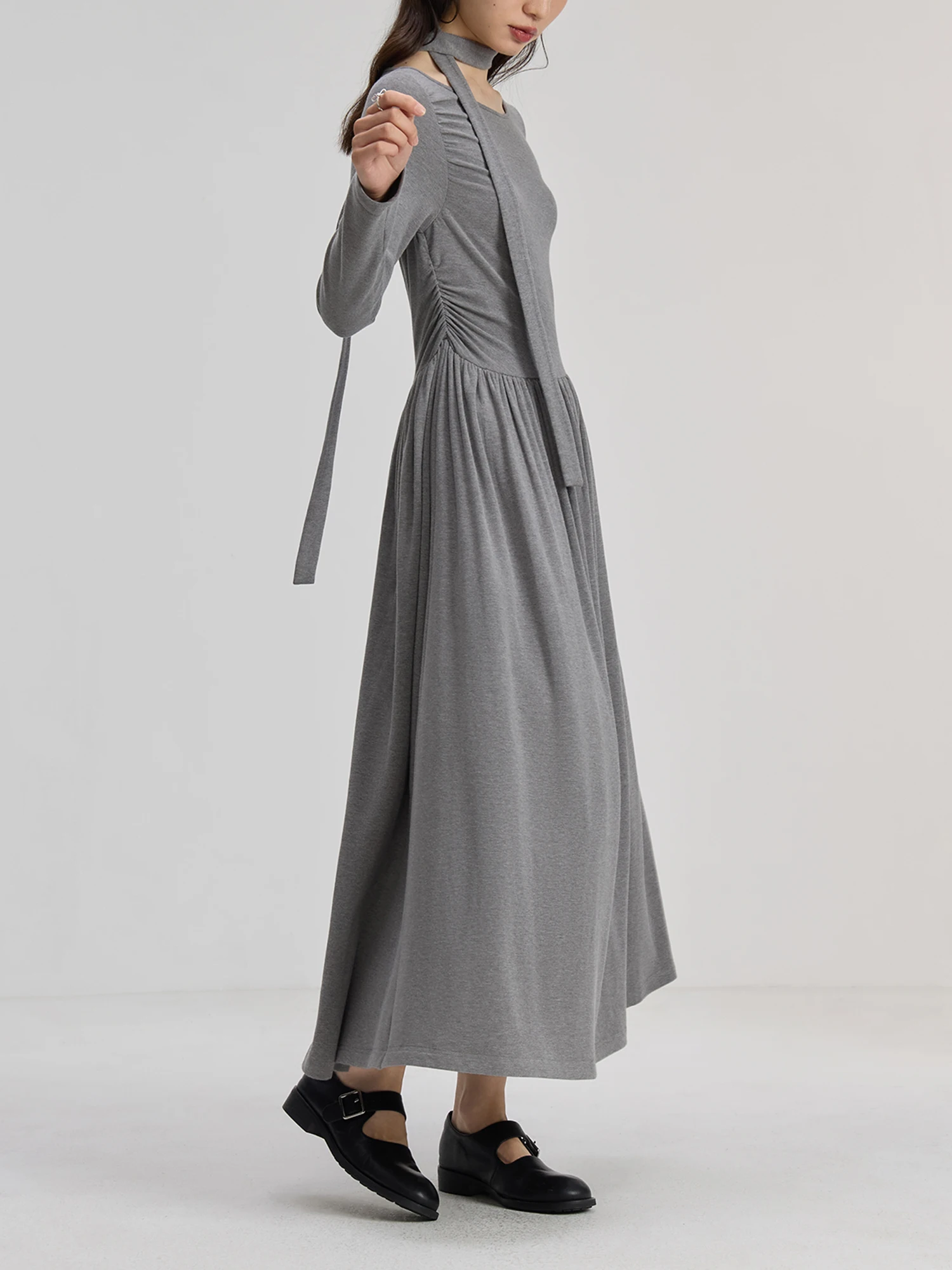 ZIQIAO Drapy Versatile Casual Long-sleeved Dress Female 2024 Autumn New Style Solid Color Elegant Mid-length Dress 24ZQ93045