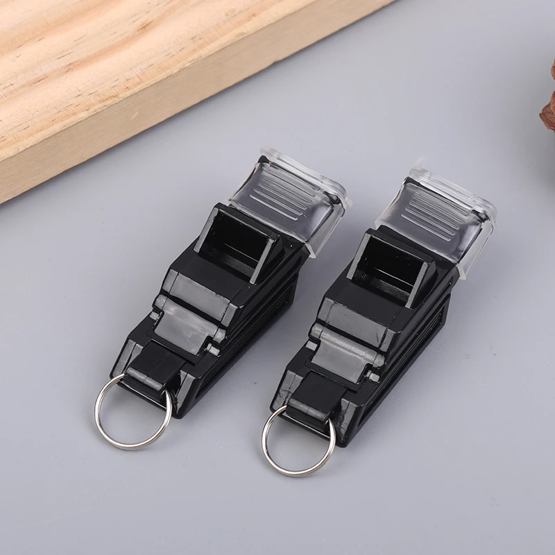 

Новые профессиональные футбольные судейские свистки с ремешком и коробкой, громкие пластиковые свистки для баскетбола, спортивное оборудование