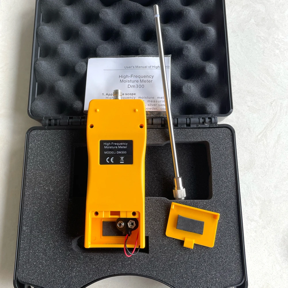 4 Digital Moisture Meter Gauge DM300C Measures different kinds of Chemical Raw Material Moisture Tester