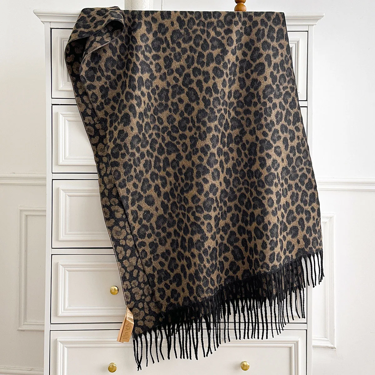 Imitation Cashmere Large Warm Scarf Women Fringed Thick Warm Shawl Reversible Winter Leopard Print Scarf Pashmina Blanket Wrap