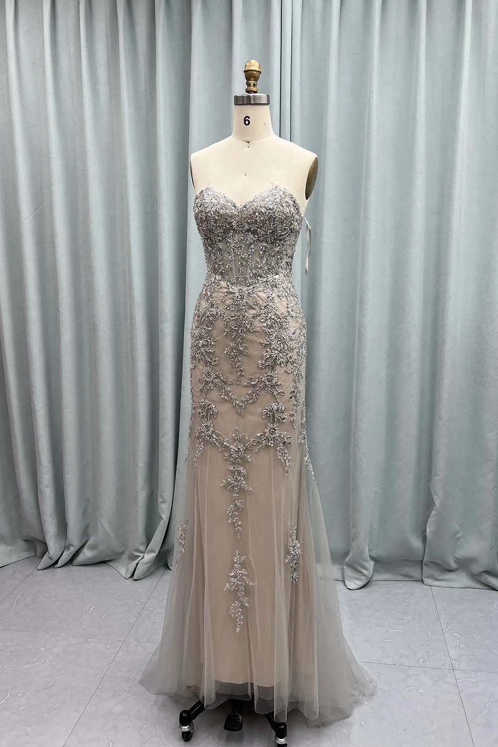 YQLNNE Silver Nude Embroidered Long Prom Dresses Sweetheart Tulle Beading Mermaid Dress Lace-up