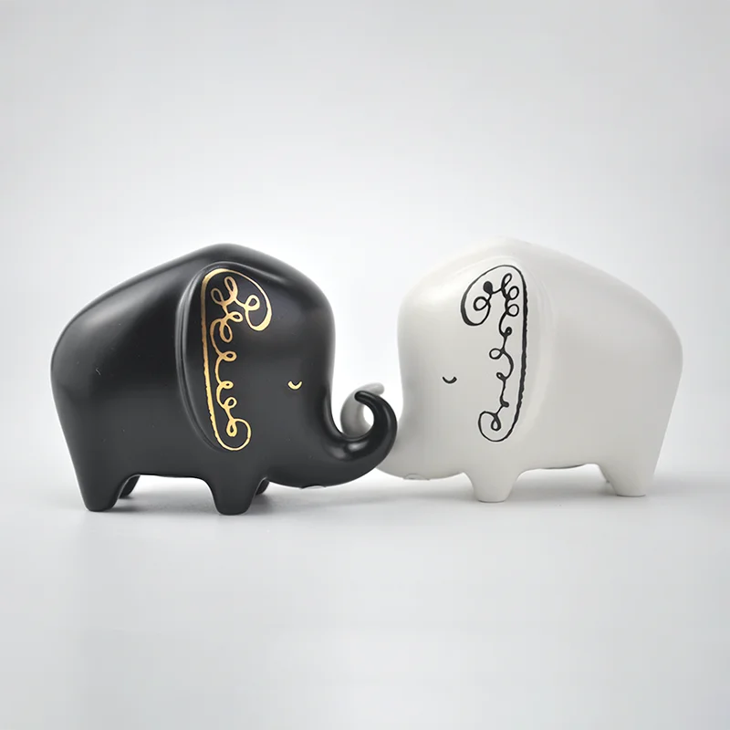 Little Elephant, Little White Elephant, Black Elephant, Ceramic Pepper, Salt, Seasoning, Bottle and Jar Ornaments