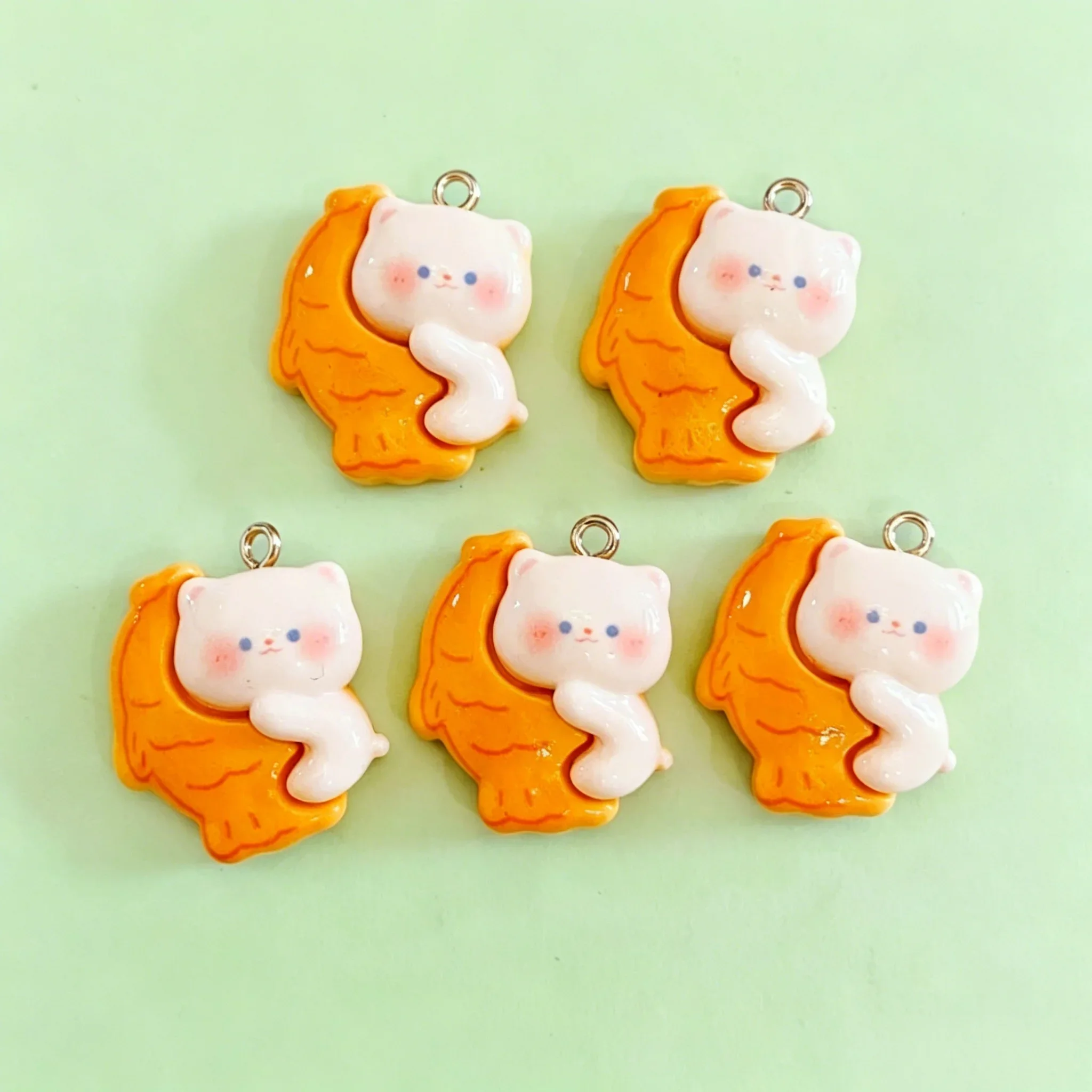 10pcs/lot Cute 3D Taiyaki Cat Resin Charms Cartoon Fish Cat Mini Pendants Handmade Craft Jewelry Supplies view 6