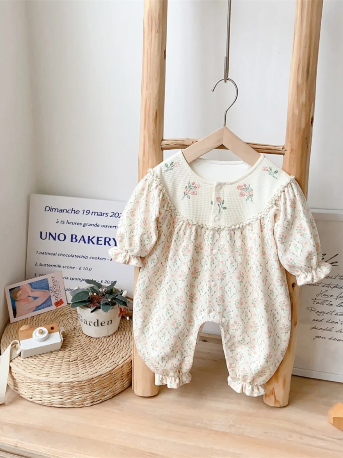 

Baby Girl's Floral Outfit Autumn Casual Long Sleeve Onesie Comfortable Cotton Clothes for Babies Trendy Outdoor Suit