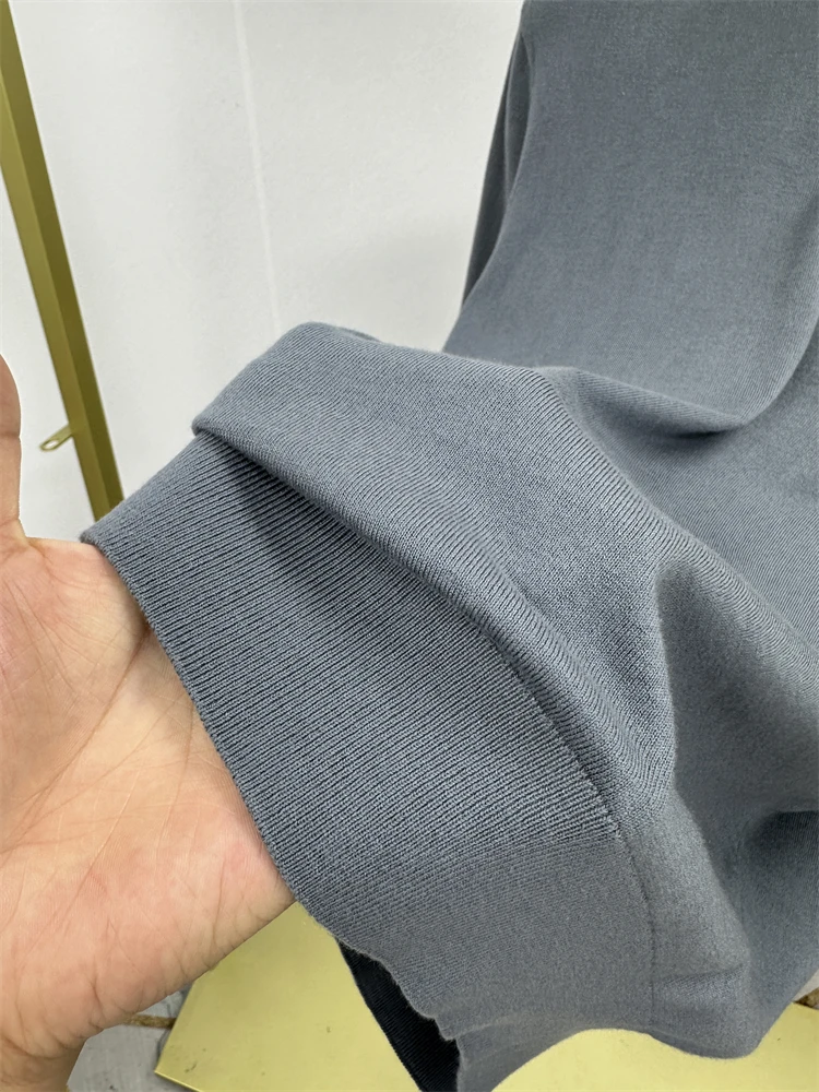 편안한 부드러운 남성용 라운드 넥 니트웨어 얇은 베이스 셔츠 순색 가을 겨울 면 혼방 패션 도시 스타일 긴팔