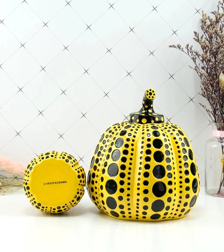 Pumpkin Kusama Yayoi Artist Modern Sculpture Polka Dot Art home interior Decorations office arts wedding christmas